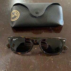 Ray Ban polarized wayfarer sunglasses